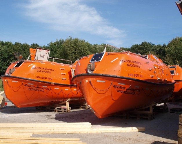 Rescue boats Innovator & Giant